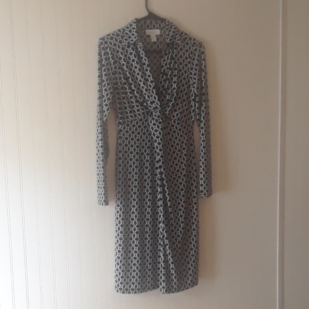 Motherhood maternity dress size small